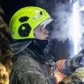 Вогонь дістався даху: у Києві майже три години гасили ресторан на Лісозахисній