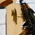 Рушниця в доступі для дітей: трагедія на Київщині завершилась реальним строком