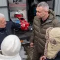 Ніч у теплі для мешканців Троєщини: Кличко повідомив, де можна переночувати під час аварійної ситуації