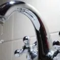 Вода в Києві є, але не всюди: чому мешканці верхніх поверхів можуть залишатися без водопостачання