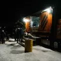 Поки чиновники шукають рішення, ветерани діють: мобільні пункти незламності від Трійки