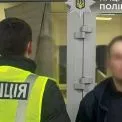 Жорстокий напад у столиці: у Києві двоє чоловіків побили військовослужбовця