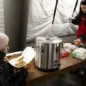 Острівці тепла: як працюють Пункти незламності на Київщині під час січневих морозів
