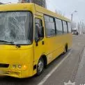 На Київщині автобус смертельно травмував чоловіка, який переходив дорогу поза переходом