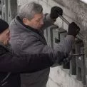 У Києві у Музеї війни демонтували російськомовні написи зі скульптурної галереї