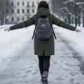 Шурупи в підошву чи хода пінгвіна? Дивні, але геніальні методи киян, які рятують від падіння на льоду