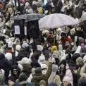 Під музику генератора: як Троєщина гуляла під час блекауту