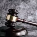 У Києві судитимуть квартирних шахраїв: продали чуже житло на 8 млн грн