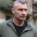 Київ відновив тепло у 400 будинках після атаки РФ, місто отримало 323 генератори від ЄС