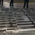 Інцидент у метро: на станції «Теремки» обвалилася частина стелі — пасажири діляться фото у мережі