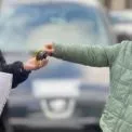 Аварійні бригади ЧАЕС працюють у Києві: волонтери підсилили їх транспортом