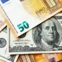 Курс валют у Києві: де сьогодні вигідно купити долари та євро