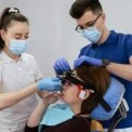 Які симптоми вказують на проблеми з щелепним суглобом