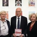Українське мистецтво війни показали в Афінах: виставка «Покоління війни» відкрилася у Goethe-Institut