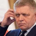 Словаччина погрожує зупинити аварійне електропостачання Україні: чи відчує це Київ