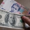НБУ оприлюднив курс валют на 2 березня: гривня трохи зміцнилася