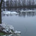 Весна на річках Київщини: активний льодохід і збереження льодоставу на малих річках