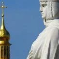 Пам’ятник княгині Ользі: столичний монумент, який двічі стояв на Михайлівській площі