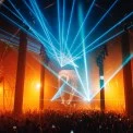 За межами екранів: у Києві покажуть перше 4D-шоу за участю Sander van Doorn