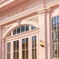 Рожевий замок десертів на 600 квадратів: у центрі Києва відкрили нову Namelaka