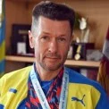 7 марафонів за 7 днів: у Києві нагородили рекордсмена, що підкорив 7 континентів за тиждень