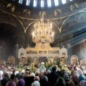 Вперше без «русского мира»: у Лаврі вперше за два роки відкрили Ближні печери та молилися українською