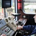 Зарплата від 40 000 грн та бронювання: у київському метро вчать на машиністів