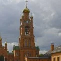 «Слов’янська» замість російської: чому мовний омбудсмен не знайшов порушень у підпільній школі УПЦ МП у Києві