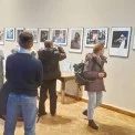 Фотопроєкт «Вкрадена весна» Олени Гром експонується у Камінній залі та Будинку архітектора
