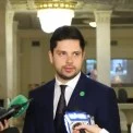 «Як прожити на 3 тисячі гривень»: у Раді підняли питання мінімальних пенсій