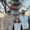 Сімейна ідилія на Пейзажній алеї: Горбунов і Осадча з дітьми насолоджуються весною