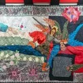 Вишивка, колаж і фрагменти одягу: у Києві відкрили незвичайну текстильну виставку