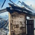 На Київщині подружжя спопелило пів гектара землі та сусідський сарай