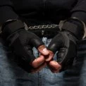 Суд підтвердив вирок: у Києві засудили матір і чоловіка за тяжкий злочин проти  5-річної дитини