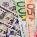 Долар знову росте: що відбувається з курсом валют у Києві 25 березня