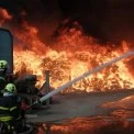 Пожежа в Голосієвському районі: що зараз відбувається на місці