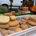 Де купити свіжі продукти: сьогодні у Києві працюють ярмарки в шести районах