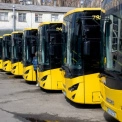 У Києві на маршрути вийшли ще 20 нових автобусів: які напрямки оновили