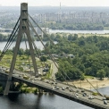 У Києві на 5 місяців обмежать рух мостом через Десенку