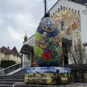 Підручники, пиво та «святий» корм: що кияни клали у великодні кошики 2026 року
