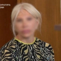 У Києві посадовицю освіти засудили до 7 років за переплати на стільцях і овочерізках