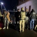 У Києві викрили схему незаконного переправлення чоловіків до ЄС через Румунію