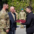 Герой «Карпатської Січі»: у Києві родині Олега Куцина вручили «Золоту Зірку»