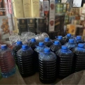 У столиці зупинили нелегальний цех алкоголю: продукцію розливали в «тетрапак»