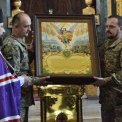 «Щит для воїнів»: у Лаврі передали військовим особливі ікони, створені для фронту
