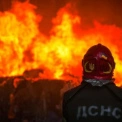 На Лук’янівці у Києві спалахнула масштабна пожежа після атаки РФ