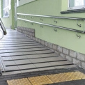 У Києві облаштують ще 25 безбар’єрних маршрутів до соціальних закладів: що зміниться