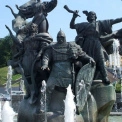 Київ святкує 1544-річчя під звуки сирен: як столиця проживає День міста під час війни