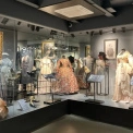 Victoria Museum у Києві: музей історичної моди біля Арсенальної, який переносить у XIX століття