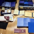 На Київщині викрили мережу підробки документів: 15 учасників, 31 обшук і вилучені печатки